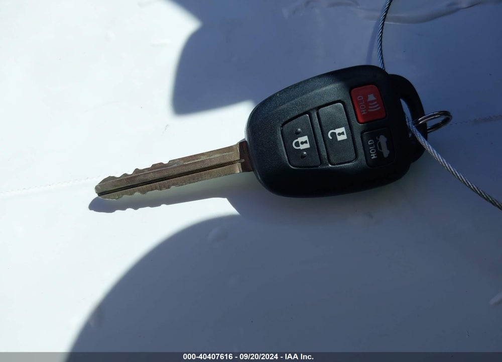 2016 TOYOTA COROLLA LE VIN: 2T1BURHE9GC707678