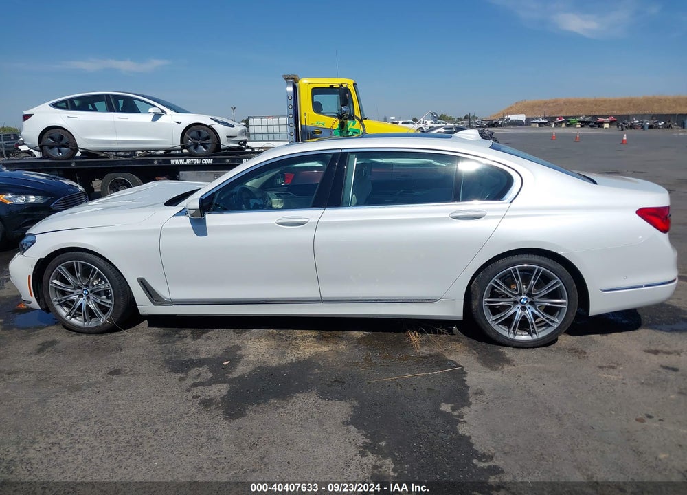 2016 BMW 740I VIN: WBA7E2C54GG738725