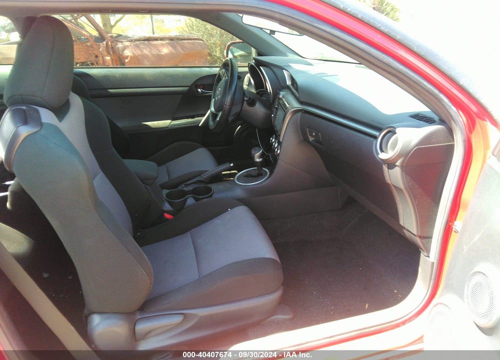 2016 SCION TC VIN: JTKJF5C73GJ021625