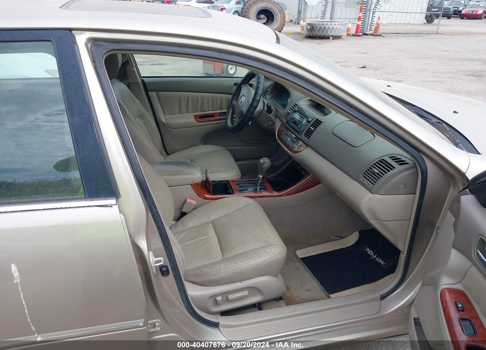 2002 TOYOTA CAMRY XLE V6 VIN: 4T1BF32K02U539040