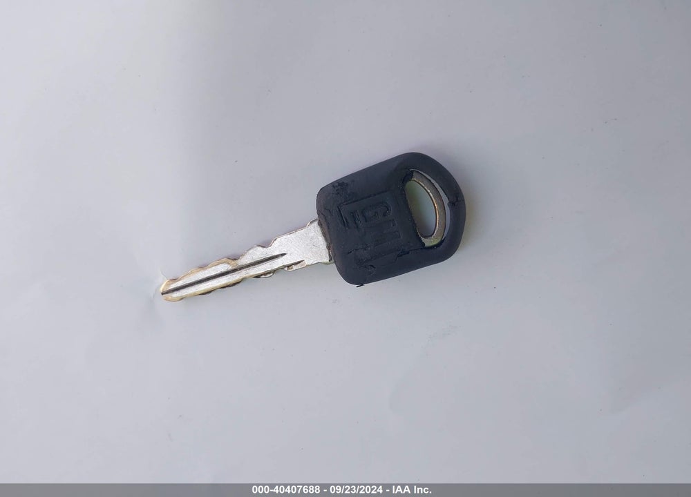 2002 PONTIAC GRAND PRIX SE VIN: 1G2WK52J02F124703