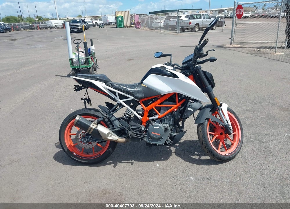 2018 KTM 390 DUKE VIN: MD2JPJ40XJC271397