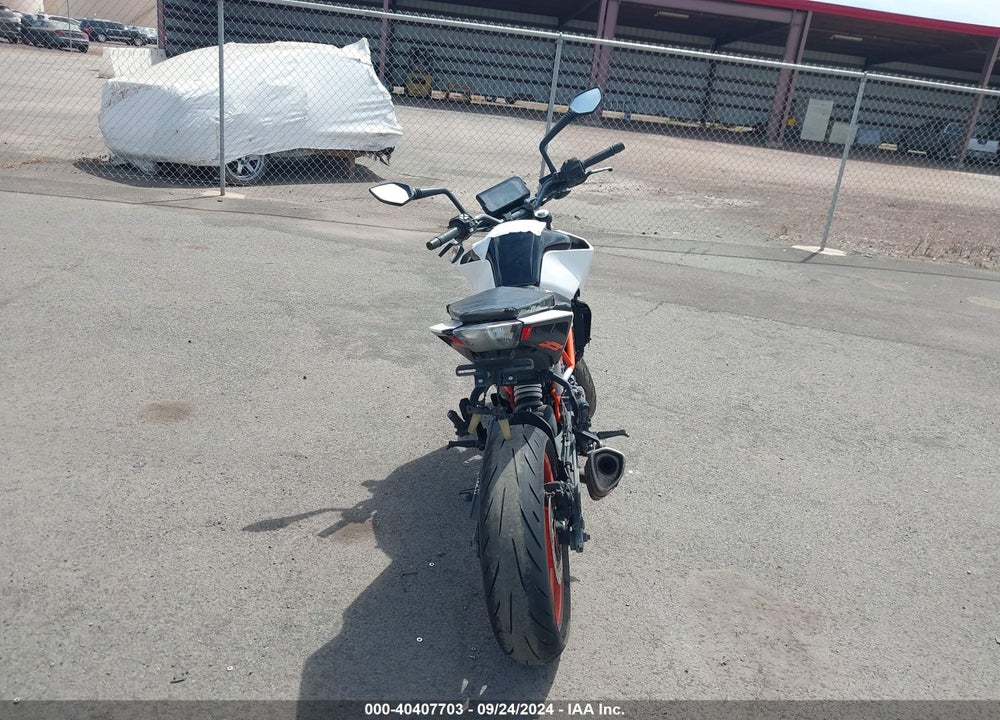 2018 KTM 390 DUKE VIN: MD2JPJ40XJC271397