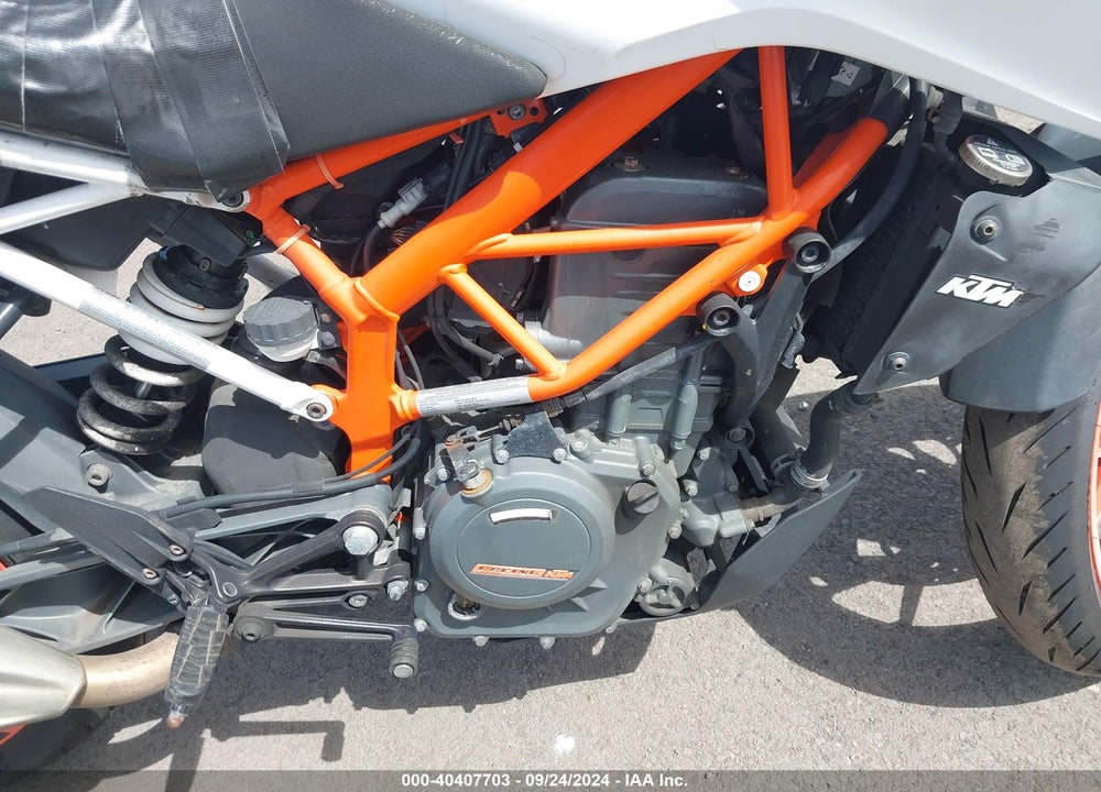 2018 KTM 390 DUKE VIN: MD2JPJ40XJC271397
