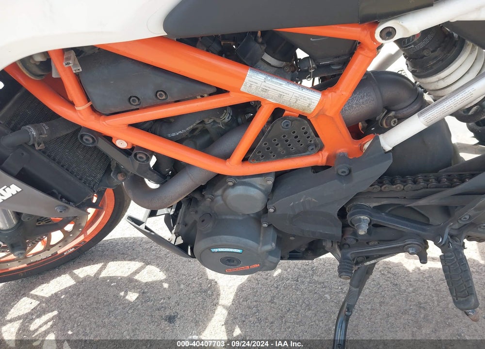 2018 KTM 390 DUKE VIN: MD2JPJ40XJC271397