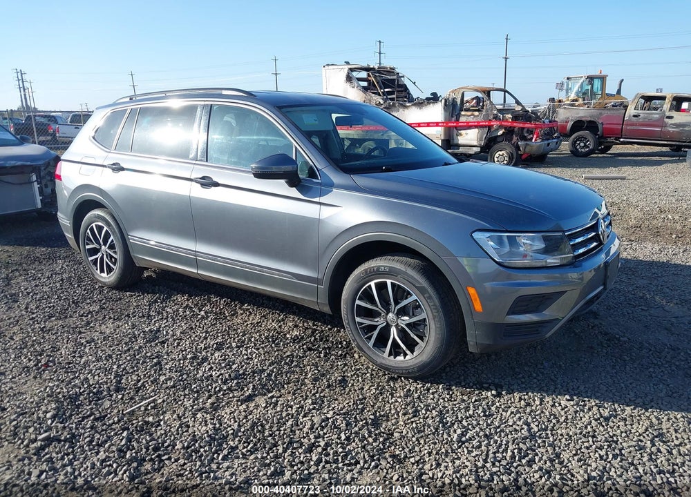 2021 VOLKSWAGEN TIGUAN 2.0T SE/2.0T SE R-LINE BLACK/2.0T SEL VIN: 3VV2B7AX3MM092118