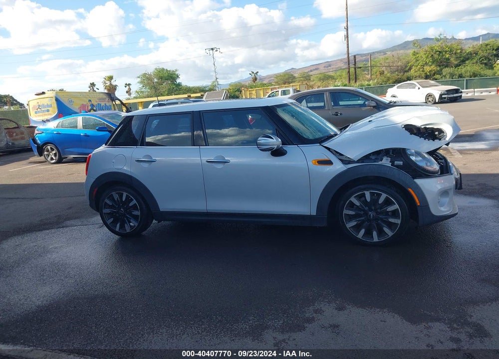 2018 MINI HARDTOP COOPER VIN: WMWXU1C59J2F80029