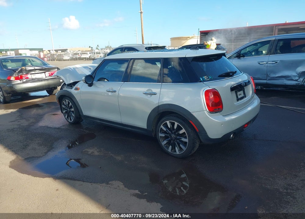 2018 MINI HARDTOP COOPER VIN: WMWXU1C59J2F80029