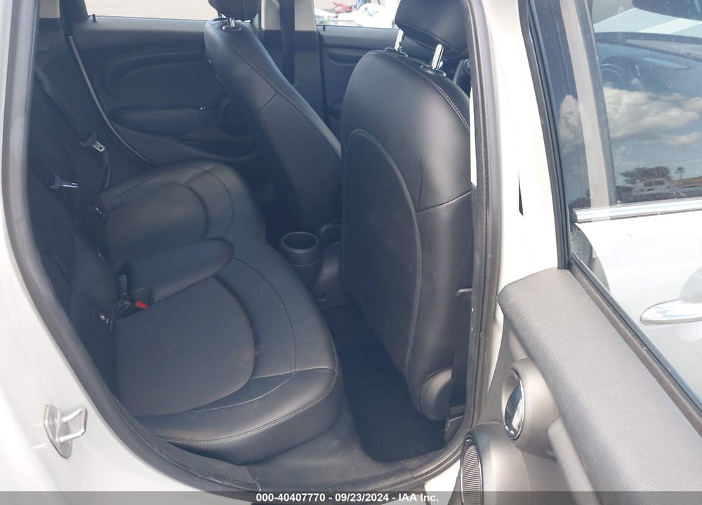 2018 MINI HARDTOP COOPER VIN: WMWXU1C59J2F80029