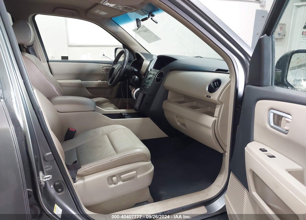 2009 HONDA PILOT EX VIN: 5FNYF48409B021882