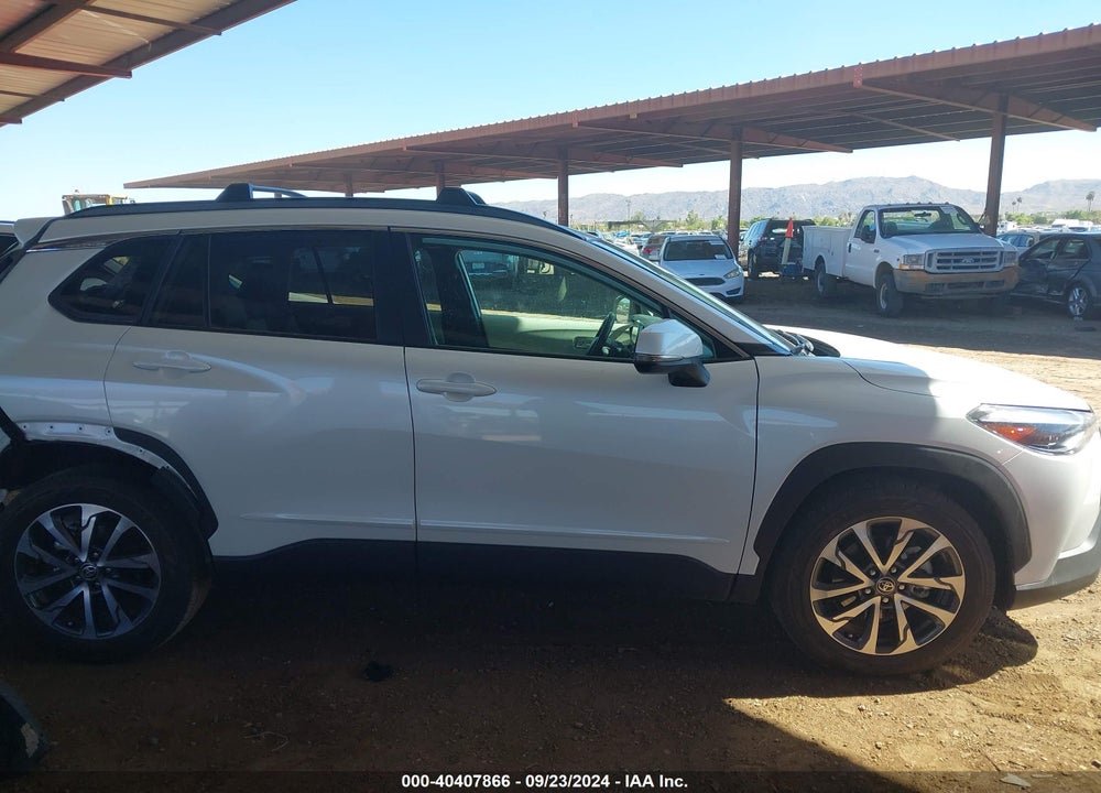 2023 TOYOTA COROLLA CROSS XLE VIN: 7MUDAAAG1PV044179