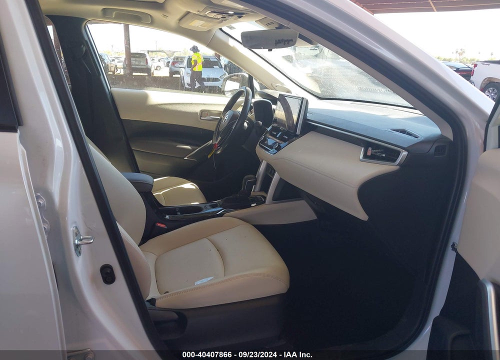 2023 TOYOTA COROLLA CROSS XLE VIN: 7MUDAAAG1PV044179