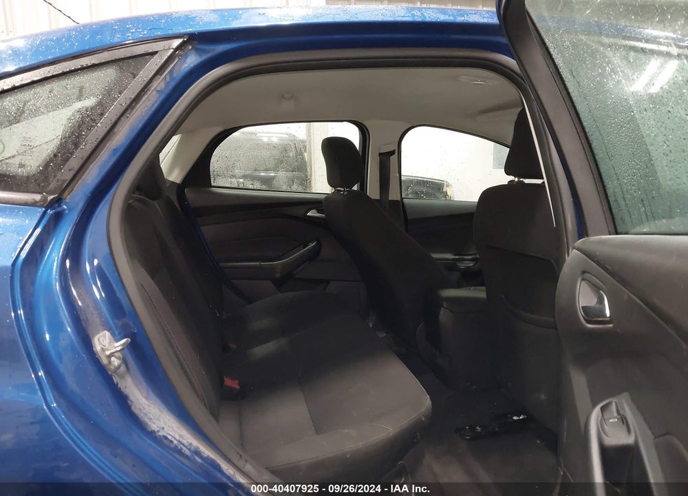 2018 FORD FOCUS SE VIN: 1FADP3F29JL262497