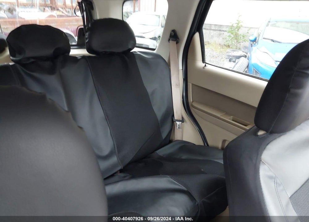 2009 FORD ESCAPE XLT VIN: 1FMCU93GX9KA37701