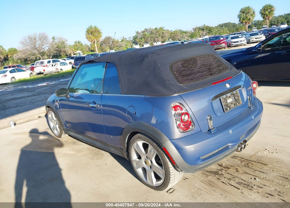 2005 MINI COOPER S VIN: WMWRH334X5TF81965