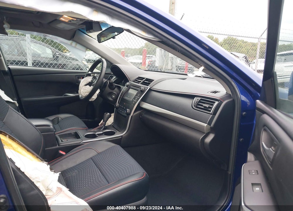2015 TOYOTA CAMRY SE VIN: 4T1BF1FK5FU938174