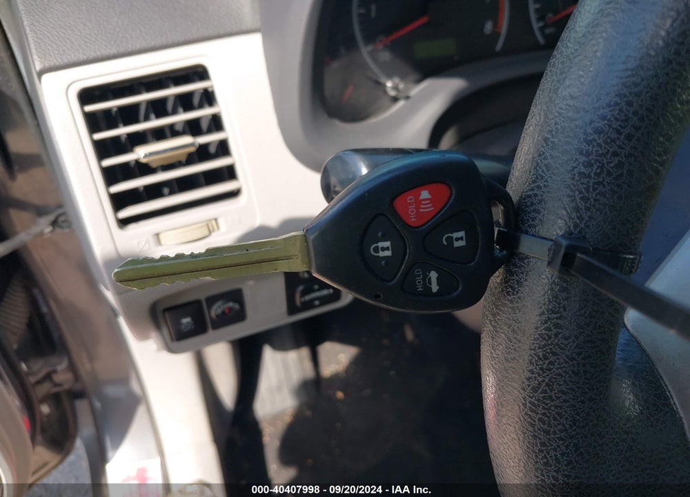 2011 TOYOTA COROLLA LE VIN: 2T1BU4EE7BC621446