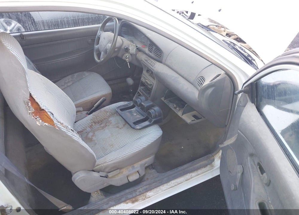 1997 FORD ASPIRE VIN: KNJLT05H5V6232310