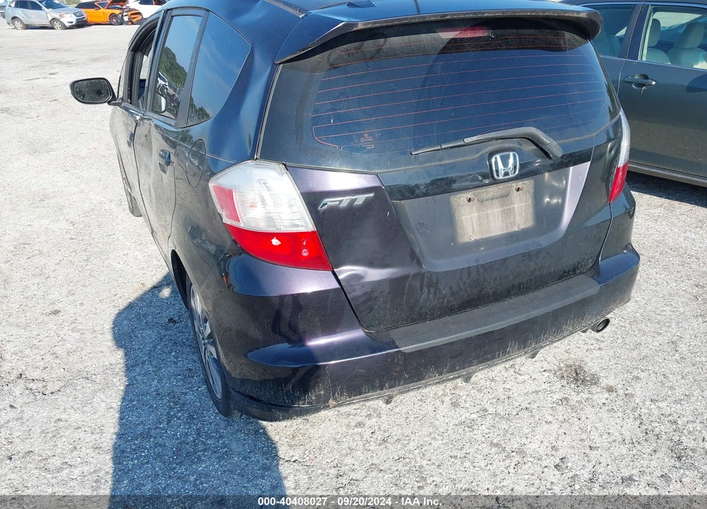 2013 HONDA FIT SPORT VIN: JHMGE8H50DC014787