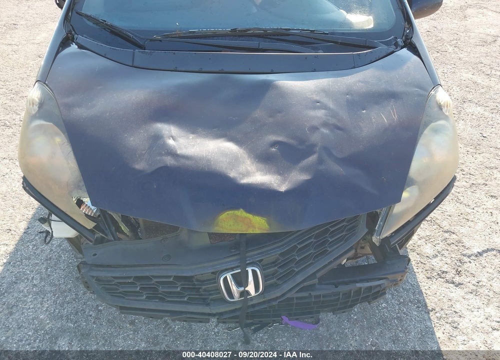 2013 HONDA FIT SPORT VIN: JHMGE8H50DC014787