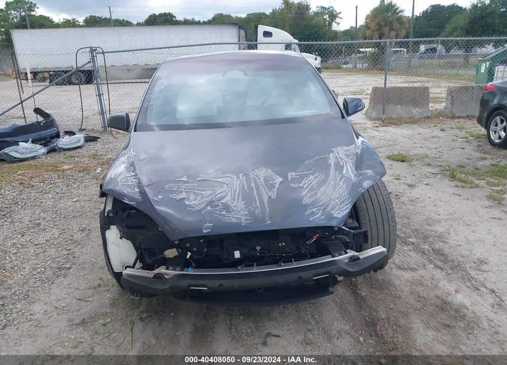 2023 TESLA MODEL X DUAL MOTOR ALL-WHEEL DRIVE/STANDARD RANGE VIN: 7SAXCBE54PF381260