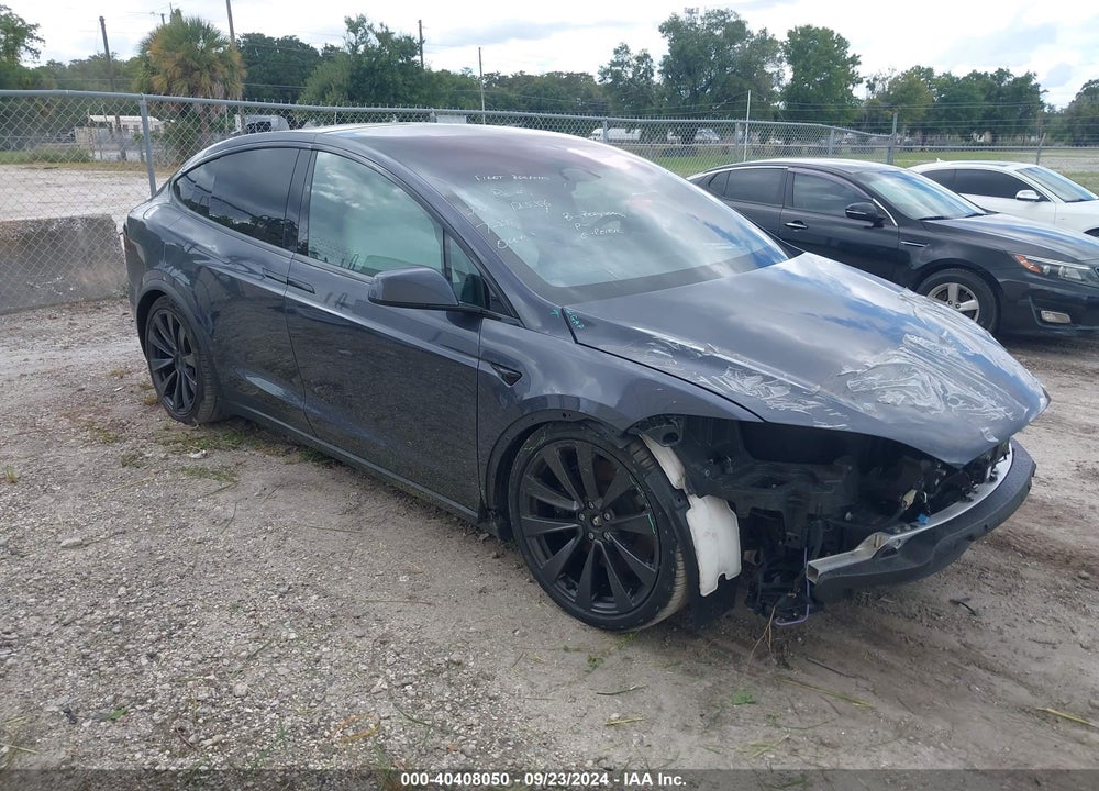 2023 TESLA MODEL X DUAL MOTOR ALL-WHEEL DRIVE/STANDARD RANGE VIN: 7SAXCBE54PF381260
