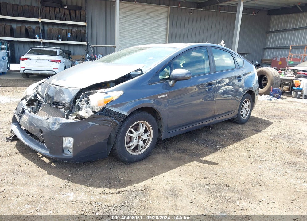 2011 TOYOTA PRIUS TWO VIN: JTDKN3DU1B5365401