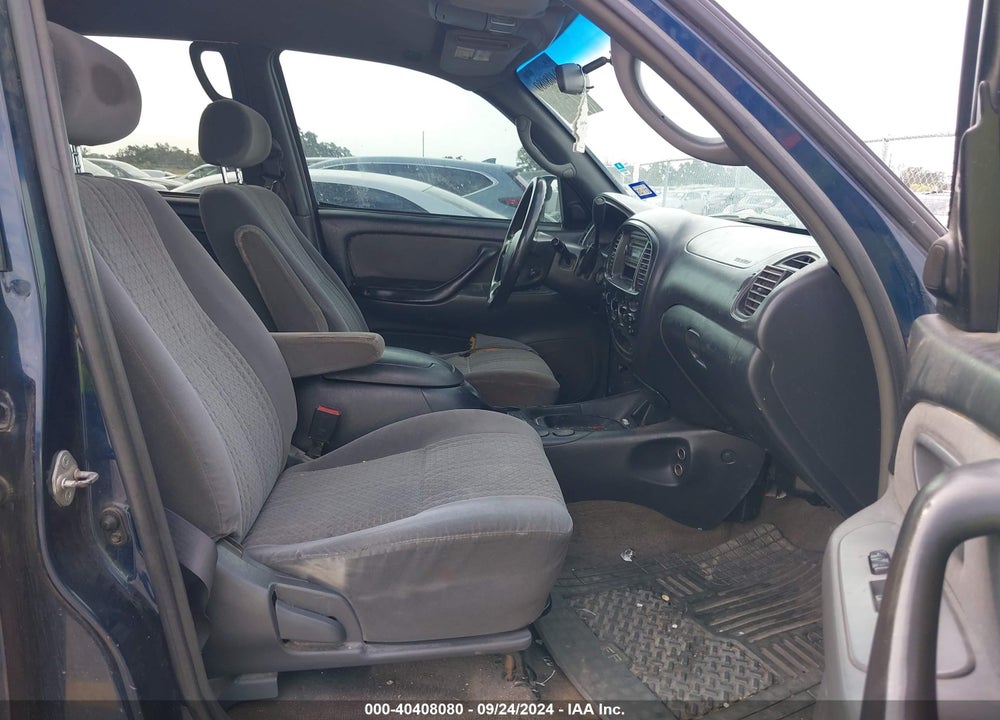 2004 TOYOTA TUNDRA SR5 V8 VIN: 5TBET34144S446701