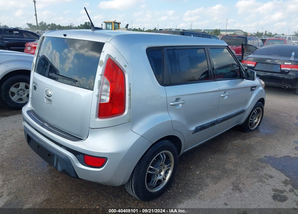 2013 KIA SOUL VIN: KNDJT2A52D7494862