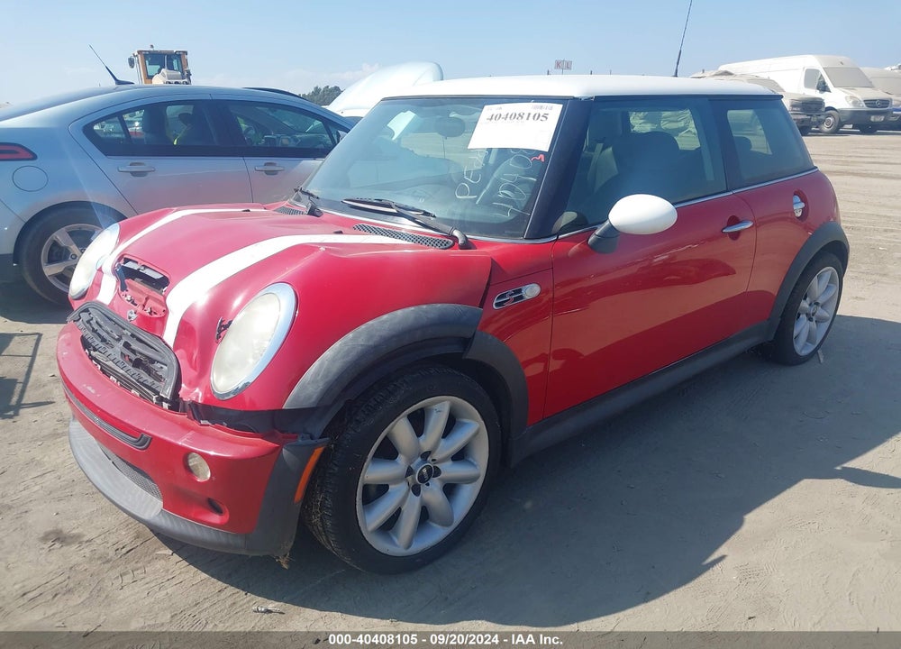 2004 MINI COOPER S VIN: WMWRE33474TD88227