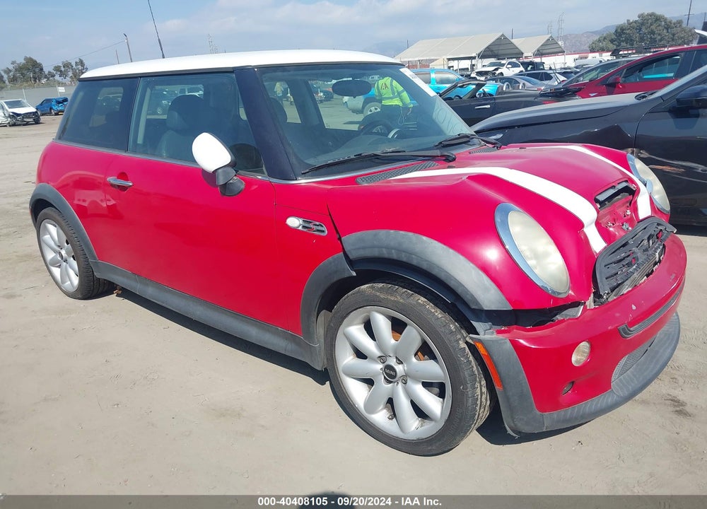 2004 MINI COOPER S VIN: WMWRE33474TD88227