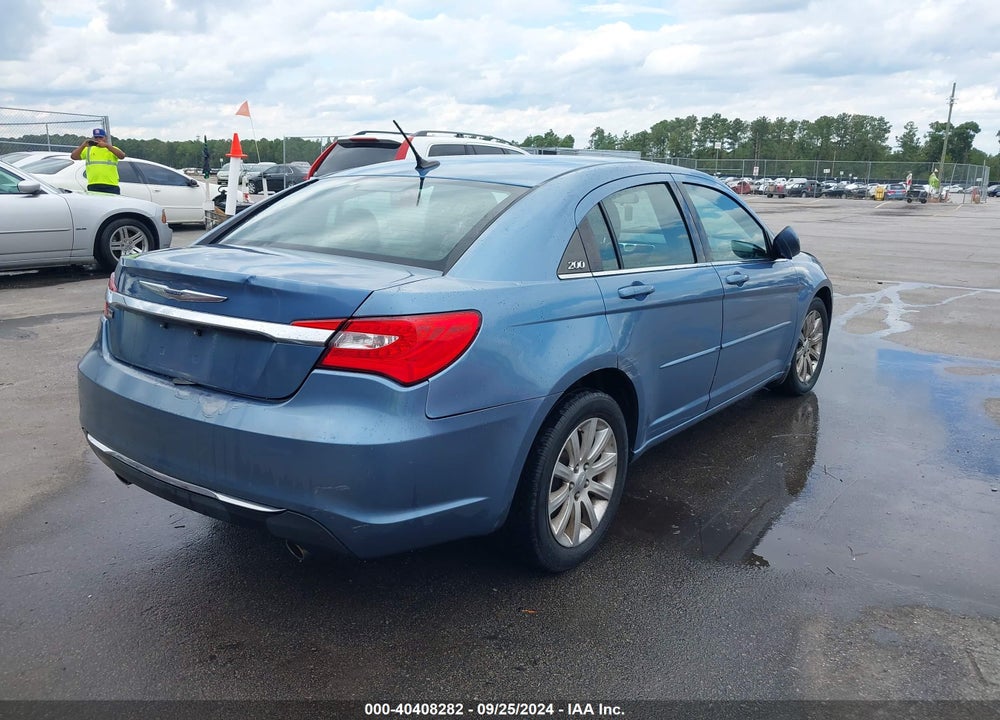 2011 CHRYSLER 200 TOURING VIN: 1C3BC1FG3BN552824