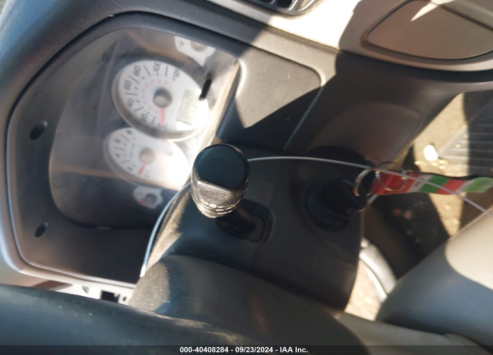 2007 FORD ESCAPE XLT/XLT SPORT VIN: 1FMYU03167KA05516