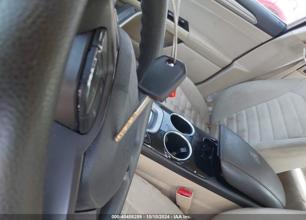 2013 FORD FUSION SE VIN: 3FA6P0H79DR237640