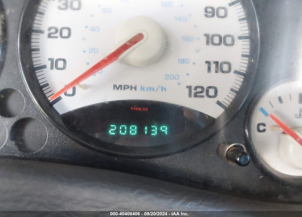 2003 JEEP LIBERTY SPORT VIN: 1J4GL48KX3W638576