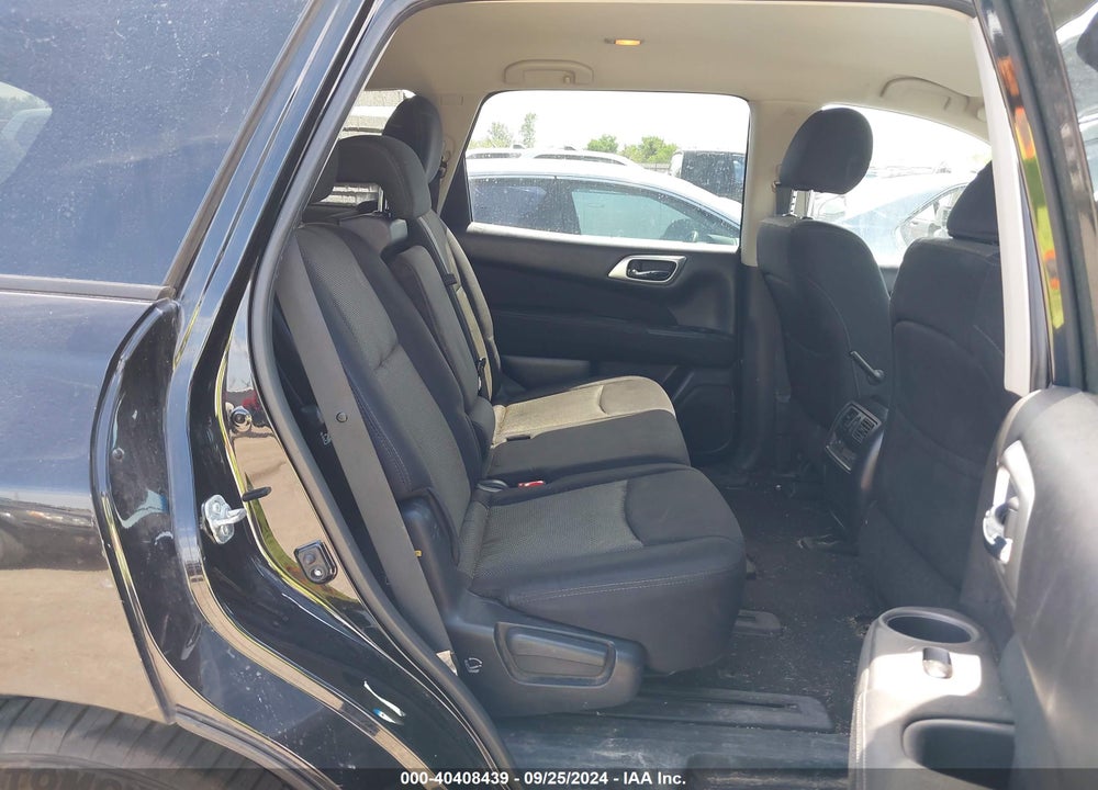 2017 NISSAN PATHFINDER SV VIN: 5N1DR2MN1HC665827