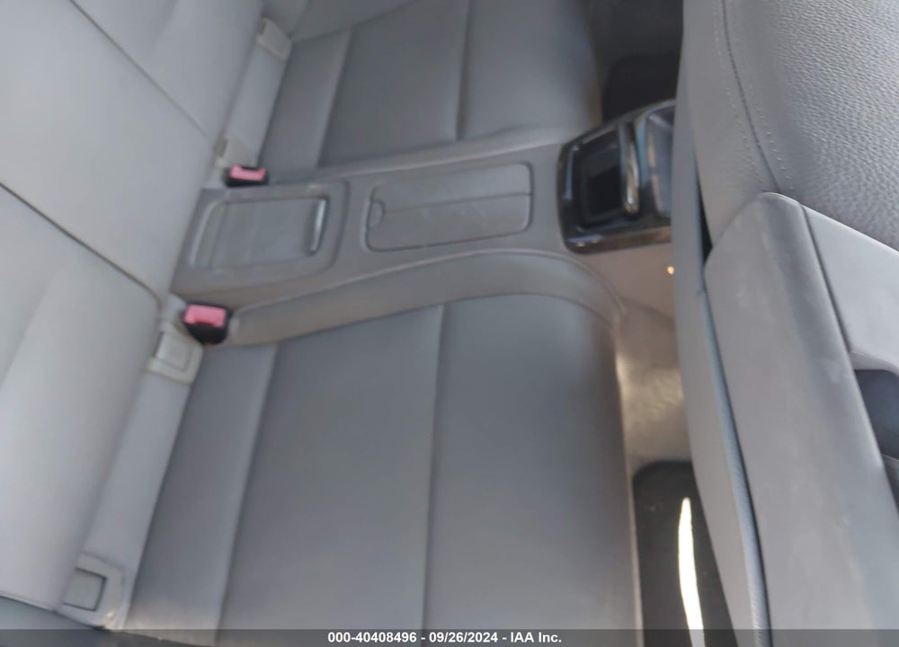 2008 BMW 328I VIN: WBAWR335X8P153719