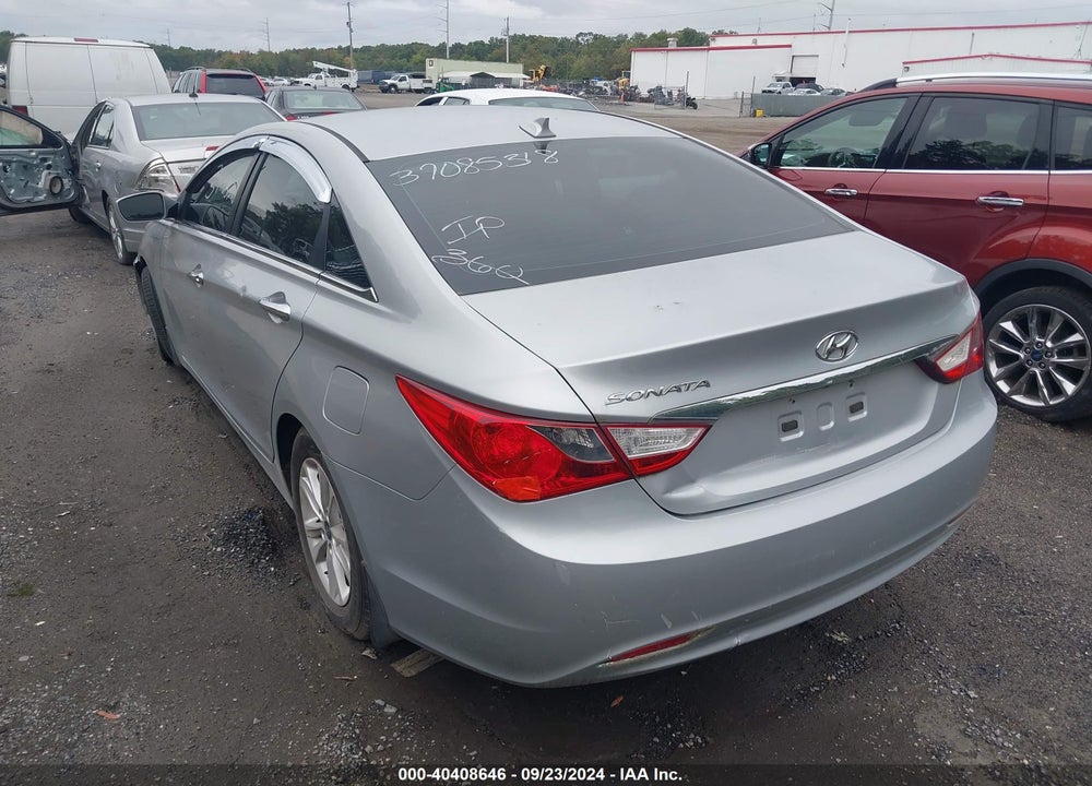 2013 HYUNDAI SONATA GLS VIN: 5NPEB4AC6DH698669