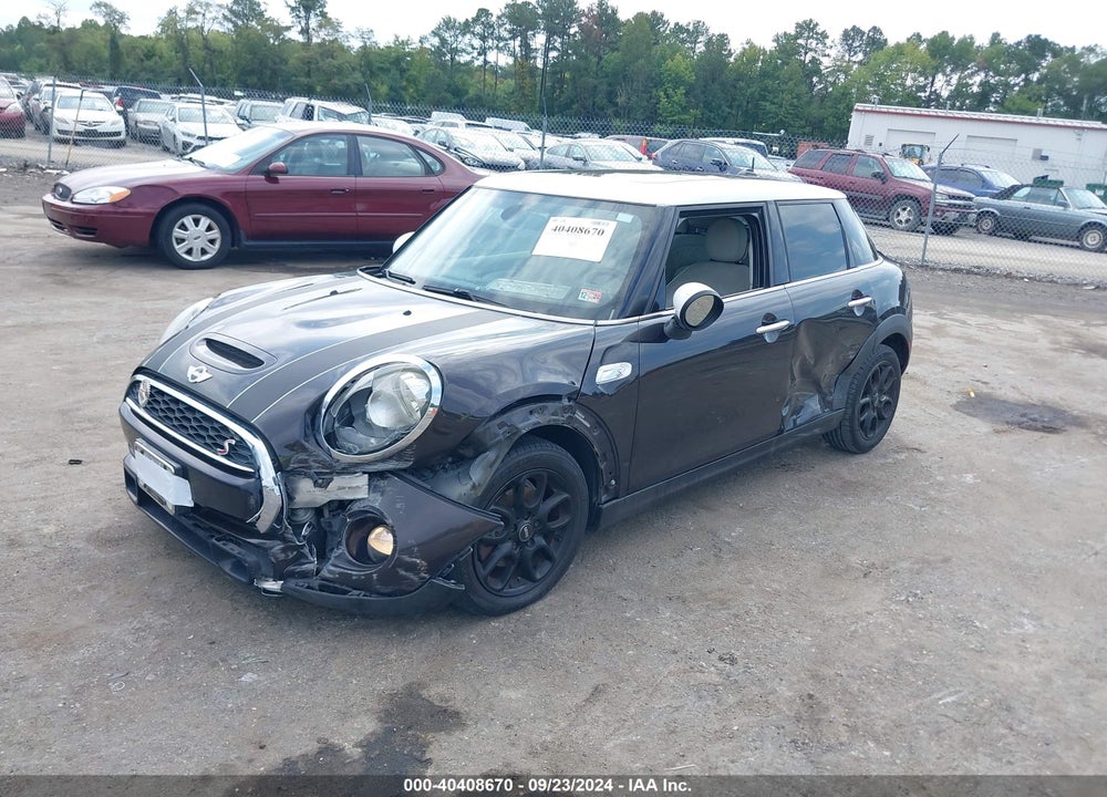 2015 MINI HARDTOP COOPER S VIN: WMWXU3C57F2B56173