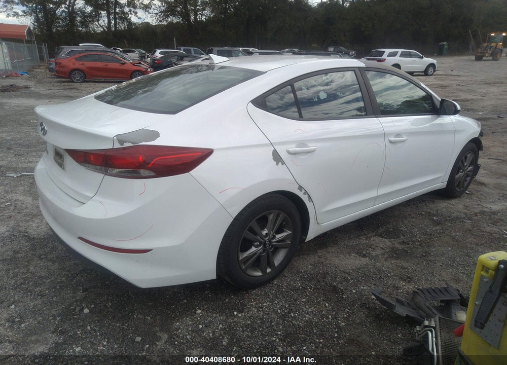 2017 HYUNDAI ELANTRA SE VIN: 5NPD84LF0HH041101