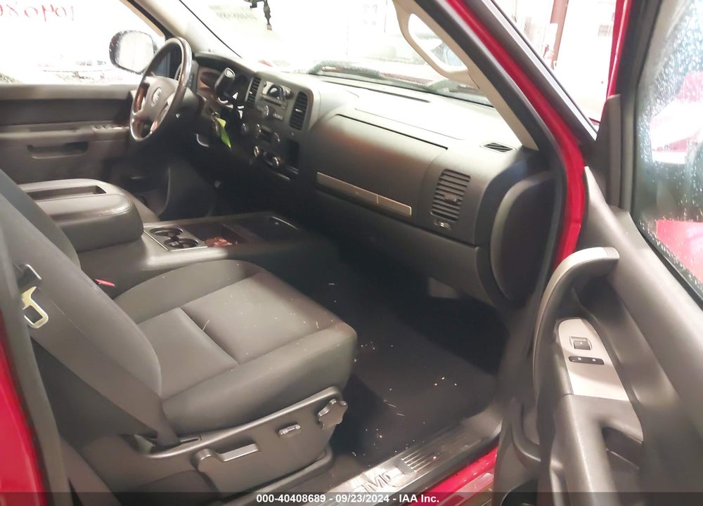 2010 GMC SIERRA 1500 SLE VIN: 1GTSKVE37AZ294920