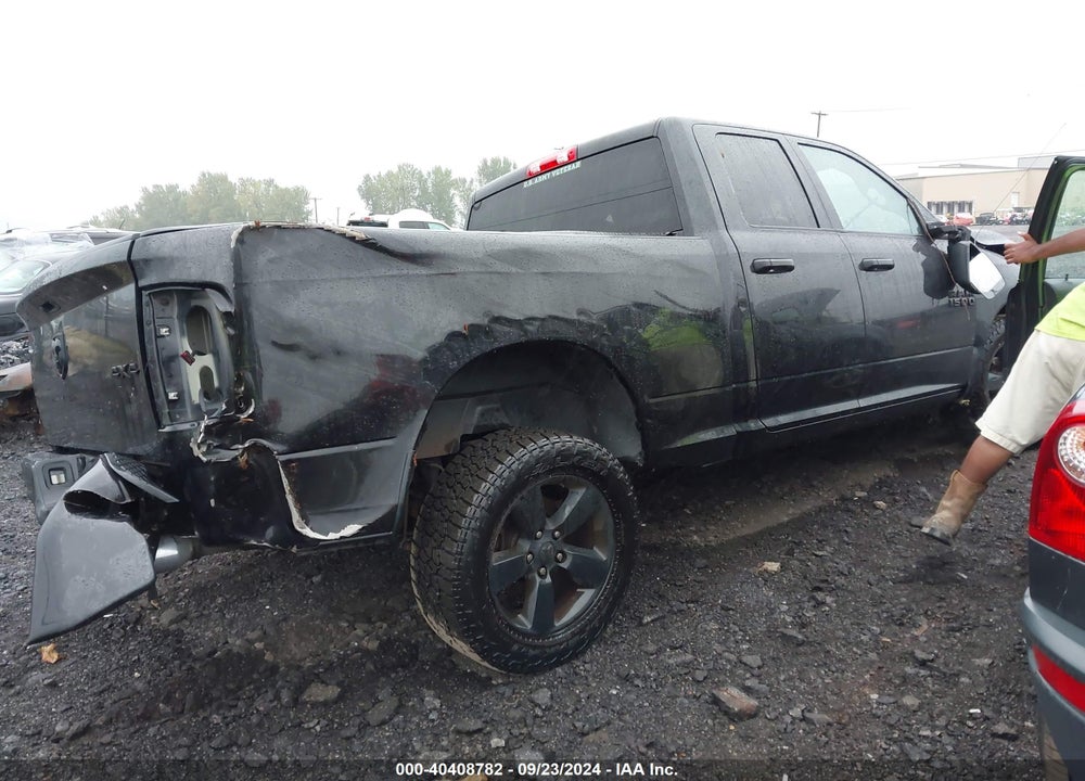 2017 RAM 1500 EXPRESS QUAD CAB 4X4 6'4 BOX VIN: 1C6RR7FT9HS530174
