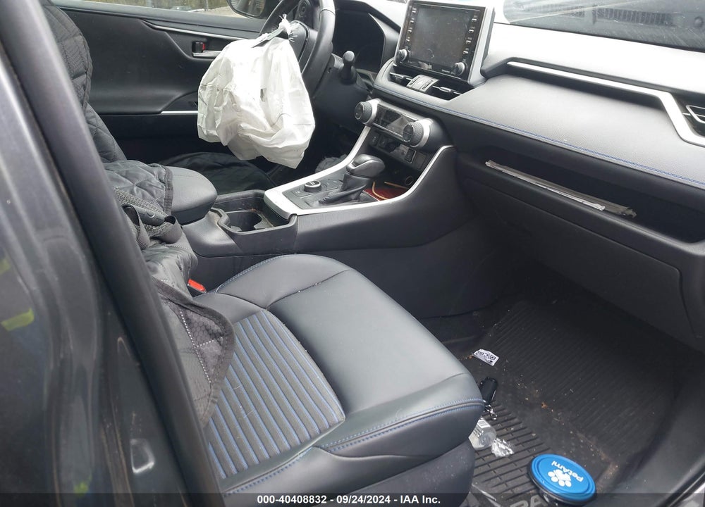 2020 TOYOTA RAV4 XSE VIN: 2T3EWRFV8LW087674