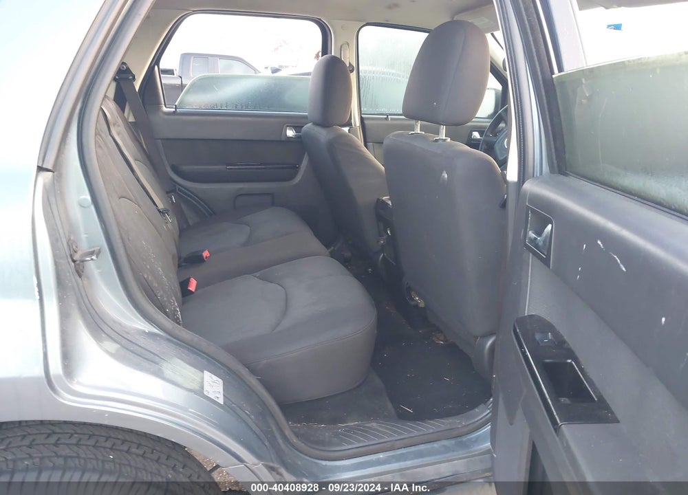 2010 MAZDA TRIBUTE I SPORT VIN: 4F2CY0C73AKM08772