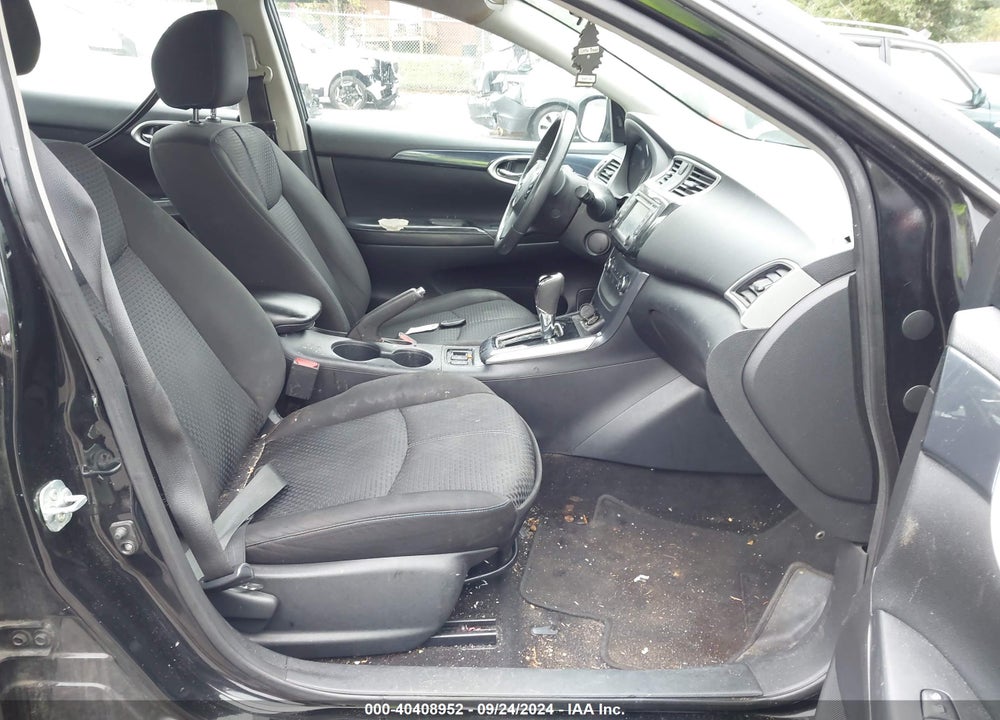 2016 NISSAN SENTRA SR VIN: 3N1AB7AP7GY301418