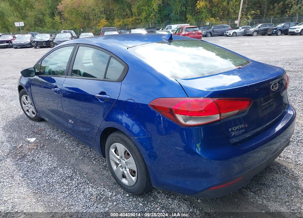 2017 KIA FORTE LX VIN: 3KPFK4A72HE015528