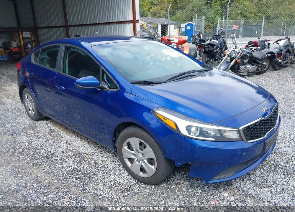 2017 KIA FORTE LX VIN: 3KPFK4A72HE015528