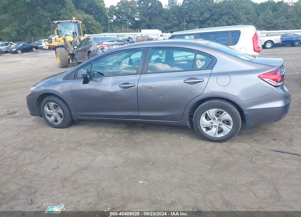 2014 HONDA CIVIC LX VIN: 19XFB2F57EE247579