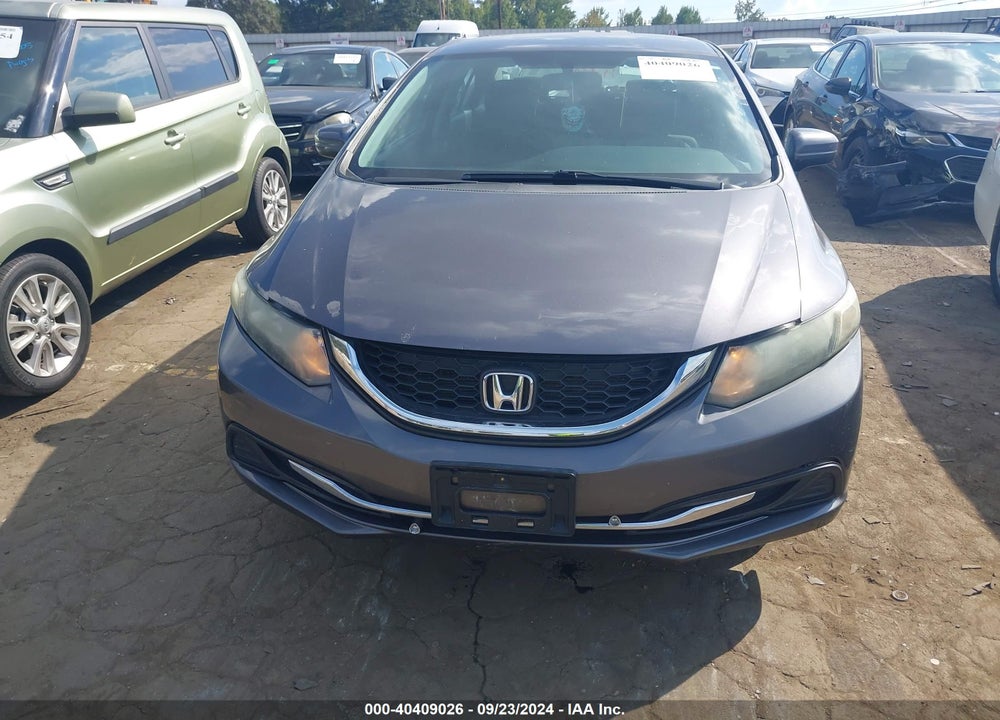 2014 HONDA CIVIC LX VIN: 19XFB2F57EE247579