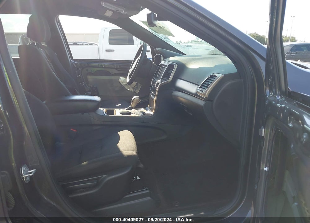 2016 JEEP GRAND CHEROKEE LAREDO VIN: 1C4RJFAG8GC414297